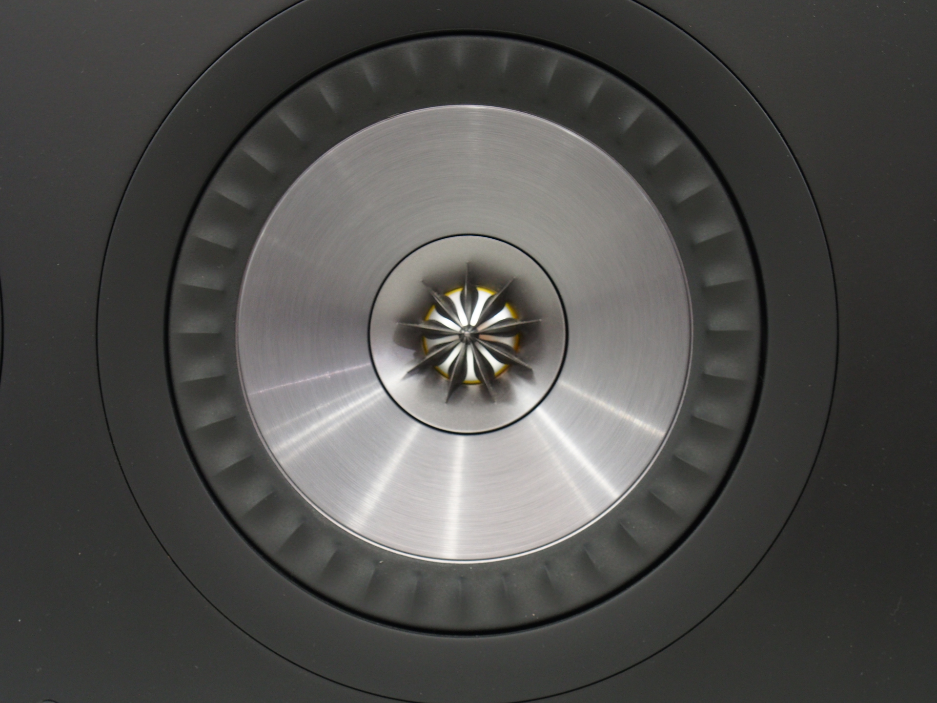 アバックWEB-SHOP / 【中古】KEF Q600C(W)【コード01-09651