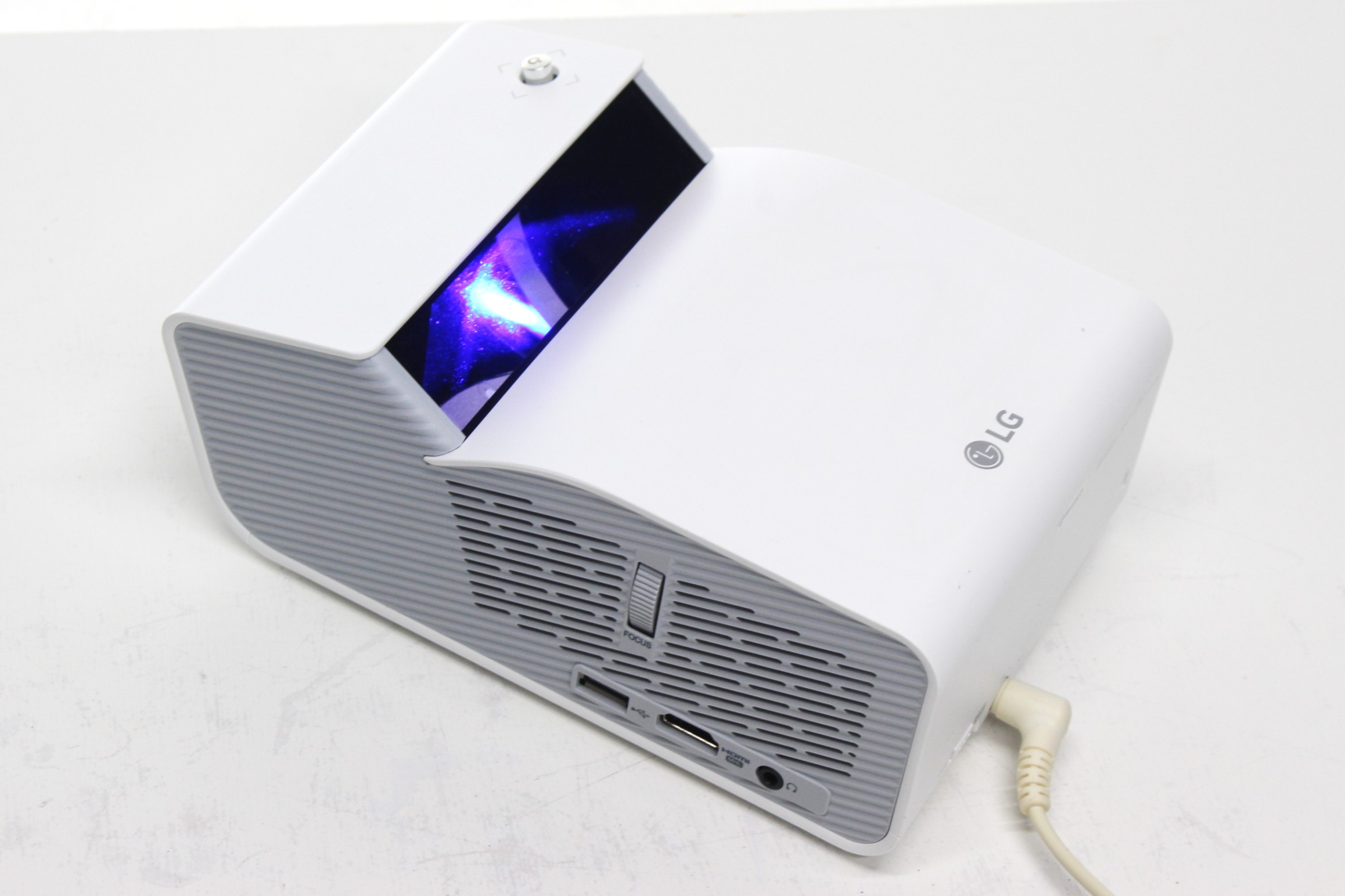 アバックWEB-SHOP / 【中古】LG PH55HG【コード22-100100】超短焦点