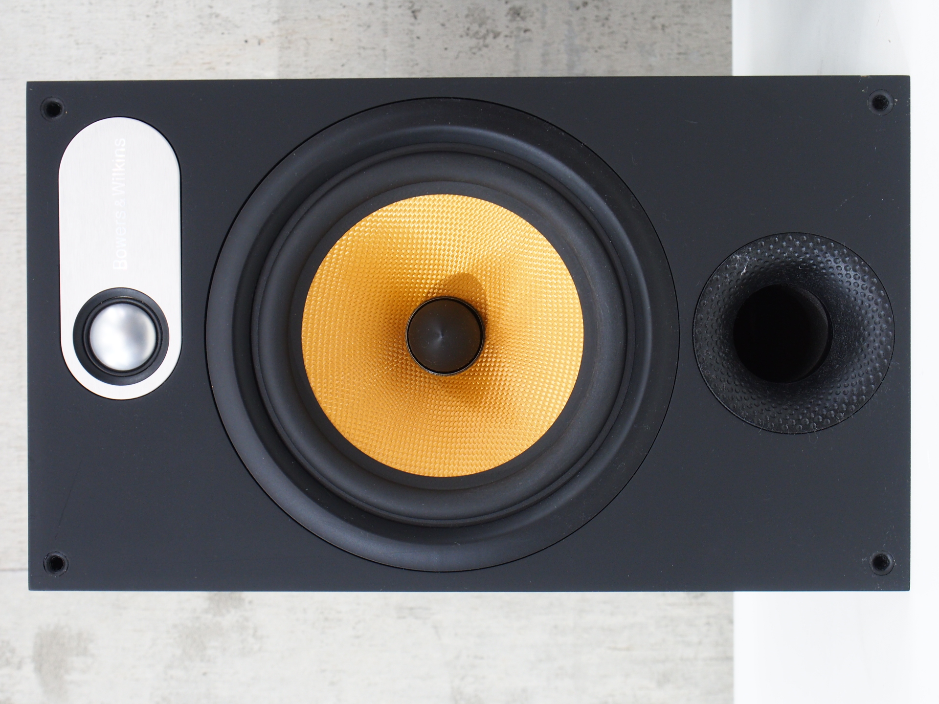 B&W 685 ブックシェルフ型 スピーカー ブラック B&W 685 ブックシェルフ型 スピーカー ブラック Amazon.co.jp: B&W