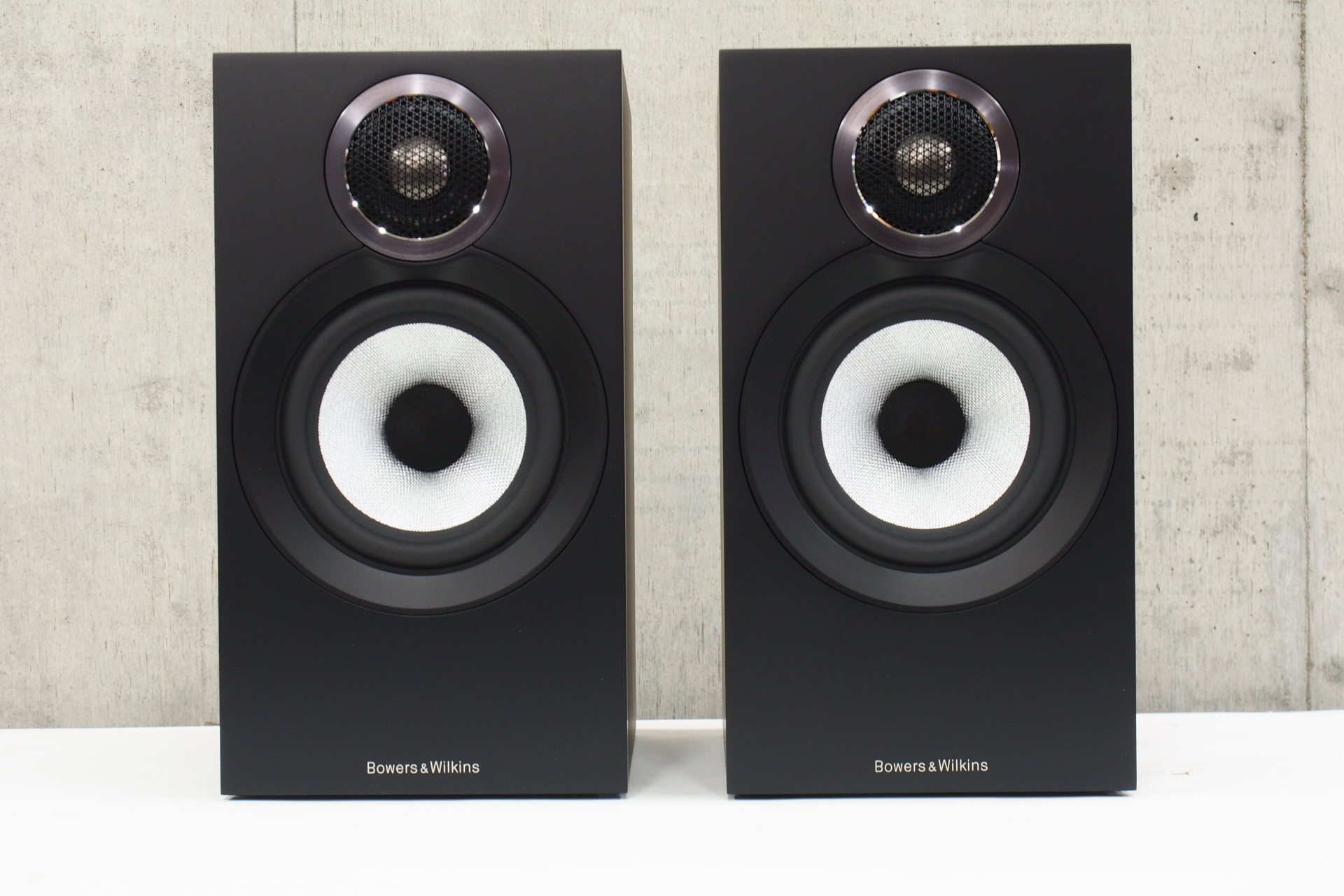 アバックWEB-SHOP / 【中古】B&W 607(MB)【コード01-10603