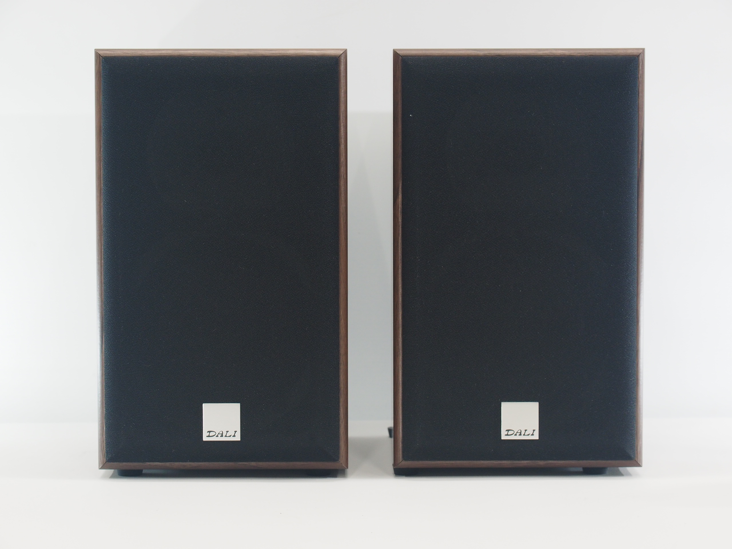 アバックWEB-SHOP / 【中古】DALI SPEKTOR2(WN)【コード10-100734