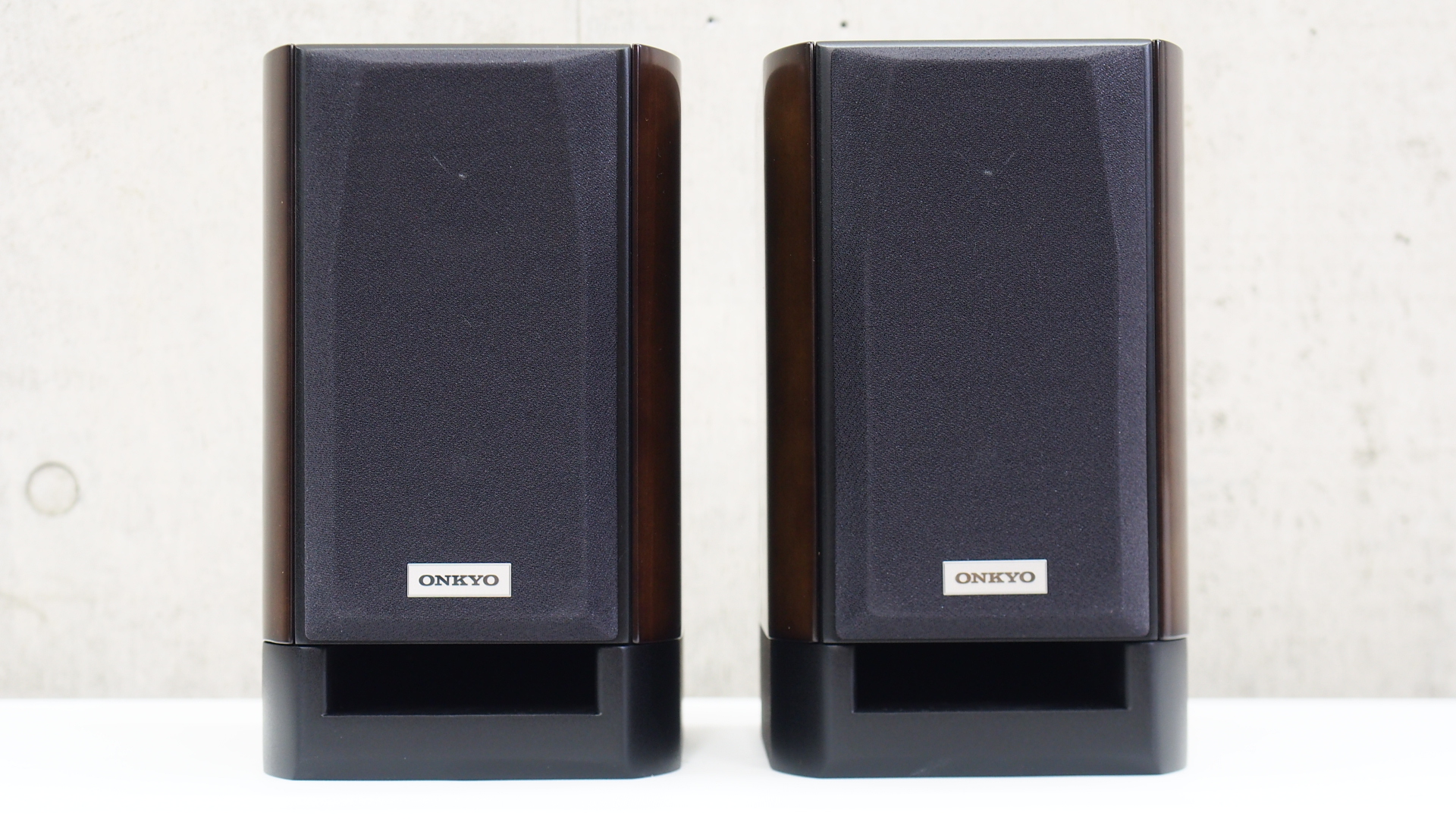 爆売り！】 ONKYO オンキョー 2個セット スピーカー D-112NFX