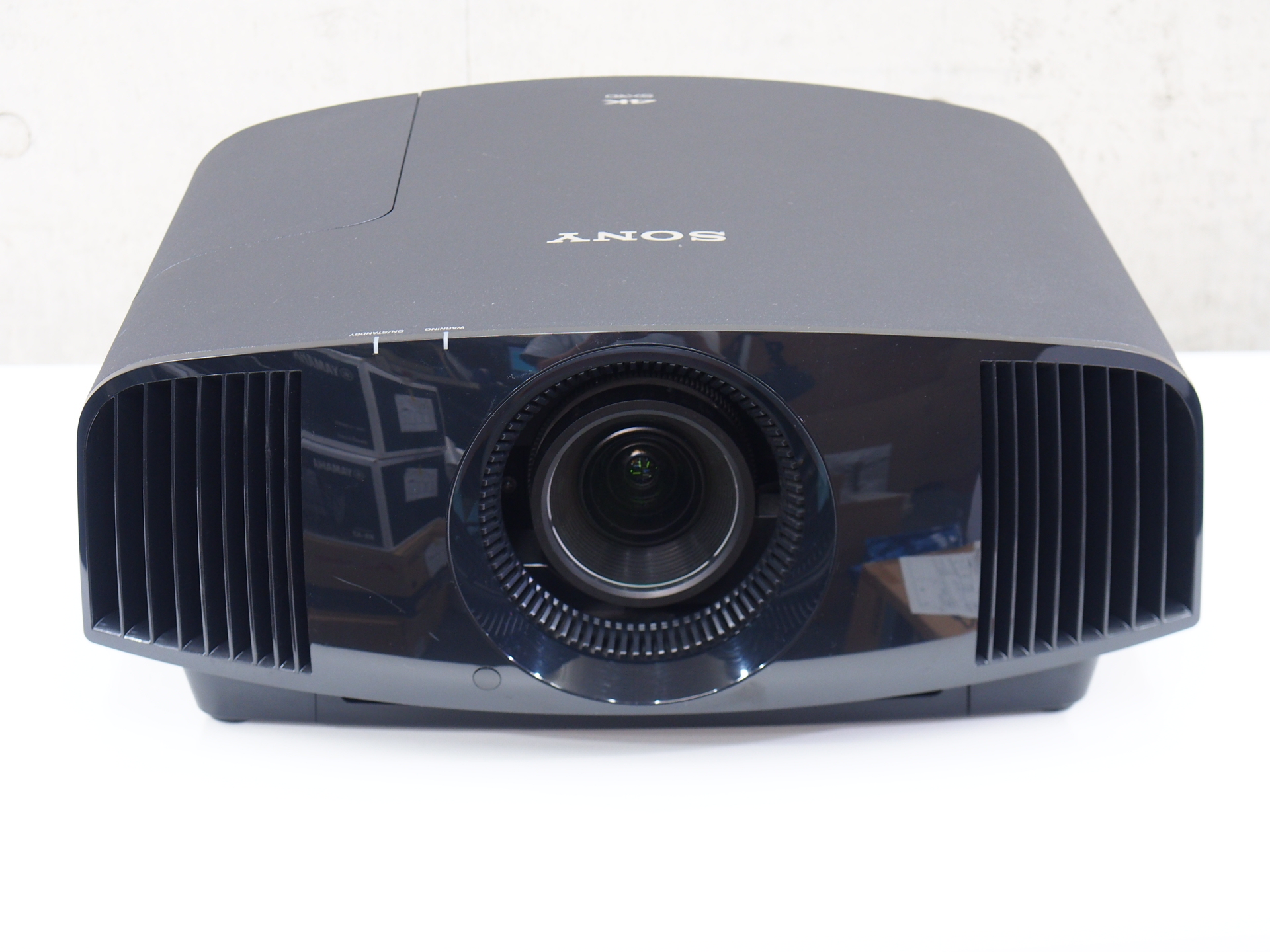 横浜店】ソニープロジェクター新機種「VPL-XW7000」「VPL-XW5000」登場です！現実に即した高パフォーマンス機になりました！（2022.8.19情報更新）  – 株式会社アバック