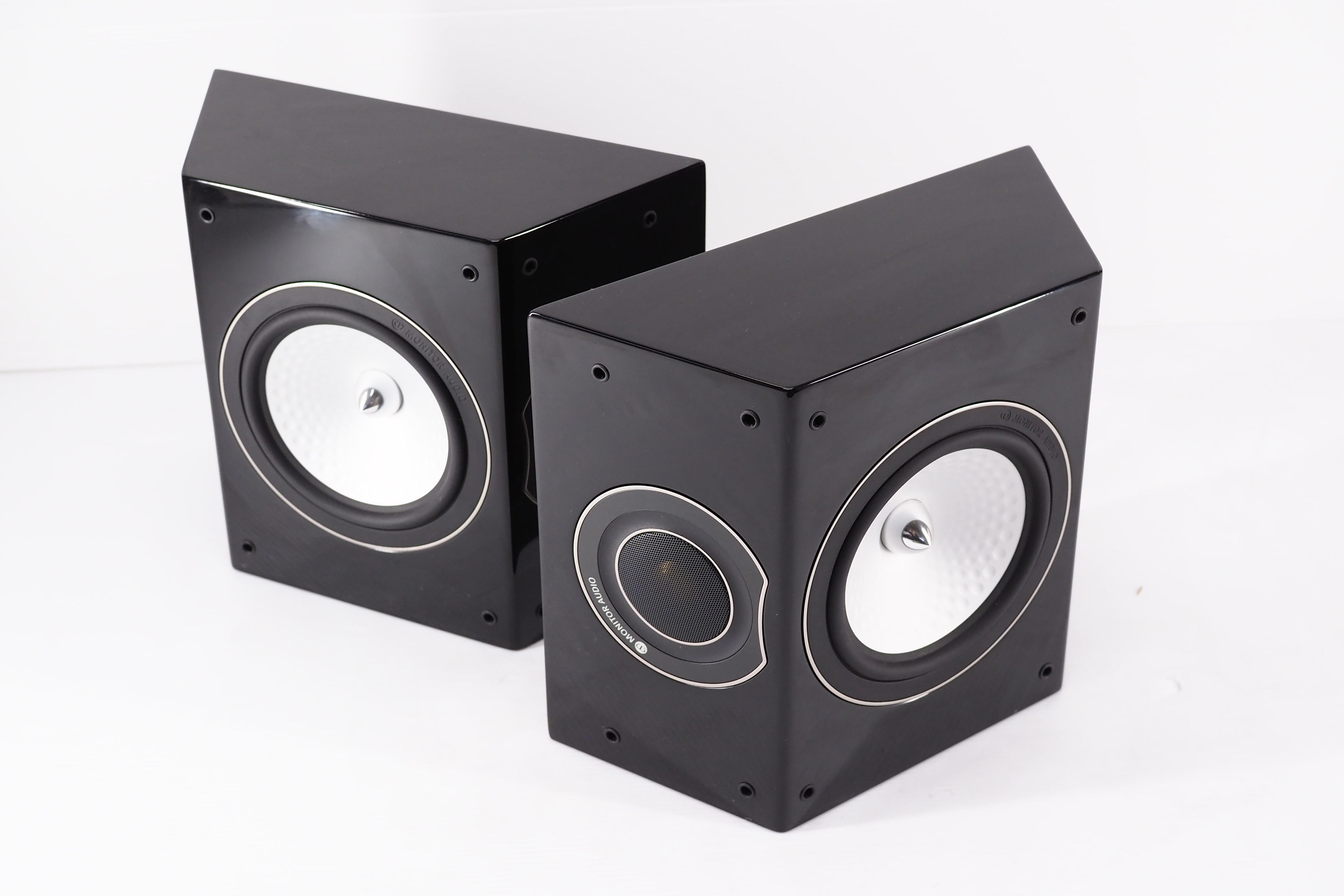 【中古】MonitorAudio Silver Rx-FX【コード21-07303】モニターオーディオの壁掛け用スピーカー(ペア)