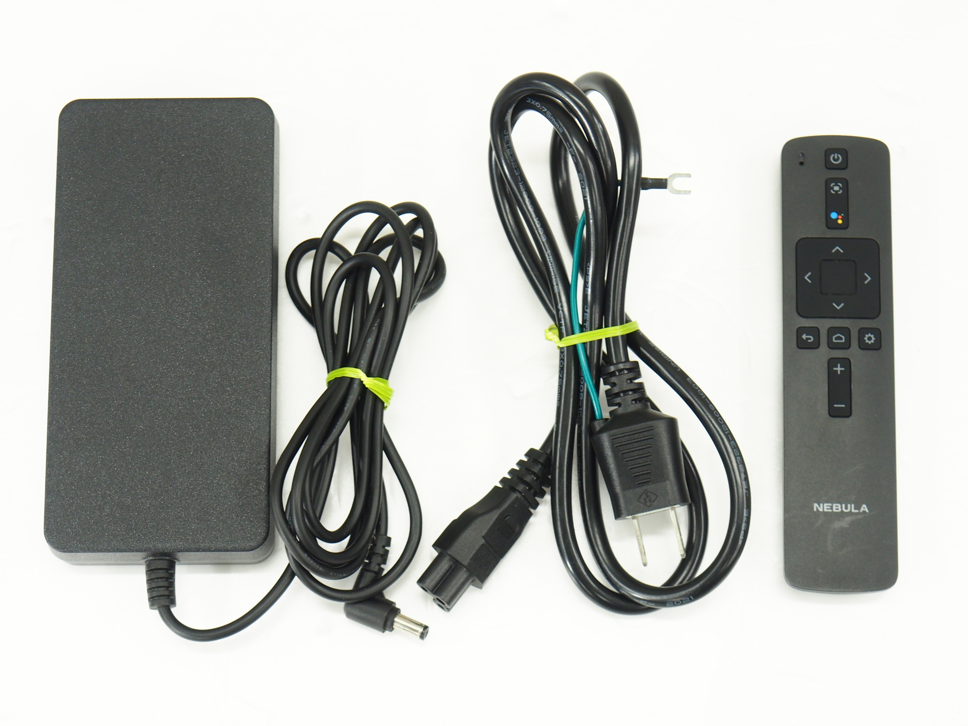 アバックWEB-SHOP / 【中古】Anker Nebula Cosmos Max【コード01