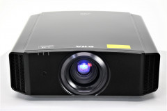 【展示処分品】JVC DLA-X590R(B)【コード21-03278】