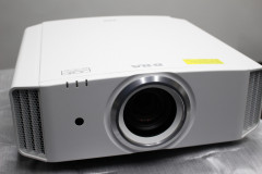 【アウトレット】JVC DLA-X590R(W)【コード90-00757】在庫一掃セール