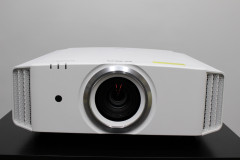 【アウトレット】JVC DLA-X590R(W)【コード90-00759】在庫一掃セール