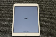 【買取】Apple iPad mini 3 Wi-Fi 128GB シルバー【04-50643】