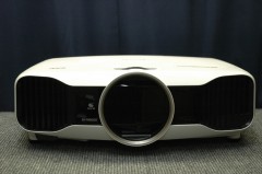 【展示処分品】EPSON EH-TW8200【コード90-00403】