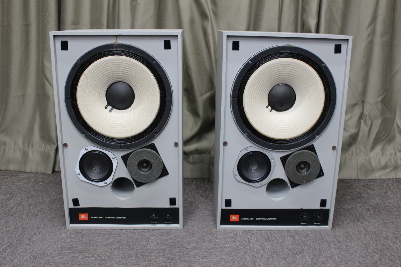 「Hoang Thaiさま専用」JBL　スピーカー　4311　CONTROL Hoang Thaiさま専用」JBL スピーカー 4311 CONTROL - メルカリ