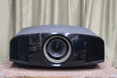 【買取】SONY VPL-VW500ES【コード00-92710】