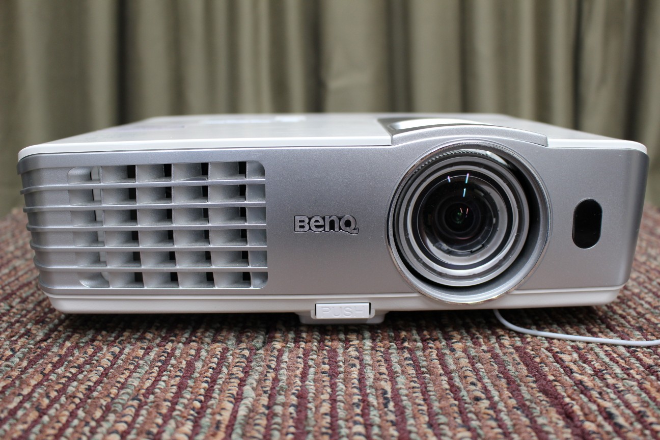 BenQ プロジェクター W1080ST+ ジャンク品 【公式通販】