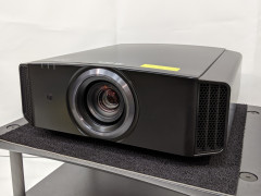 【展示処分品】JVC DLA-X590R(B)【コード05-00772】