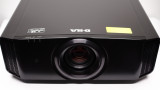 【展示処分品】JVC DLA-X590R(B)【コード21-03656】