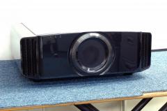 【展示処分品】Victor DLA-X700R【コード90-00009】