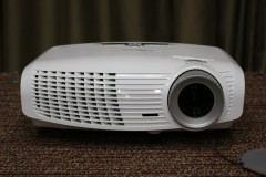 【買取】OPTOMA HD25LVS1【コード00-91908】